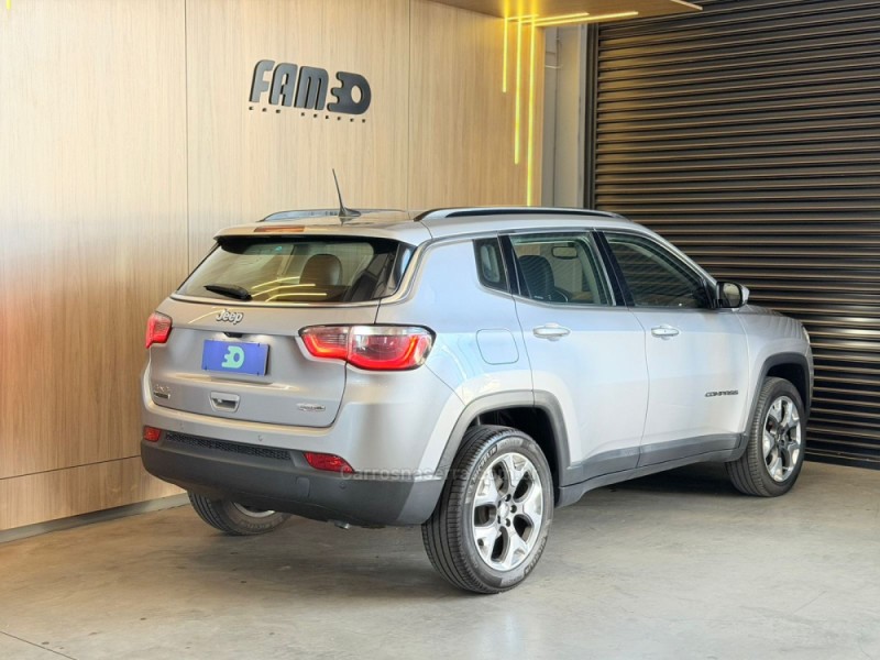 COMPASS 2.0 16V DIESEL LONGITUDE 4X4 AUTOMÁTICO - 2019 - LAJEADO