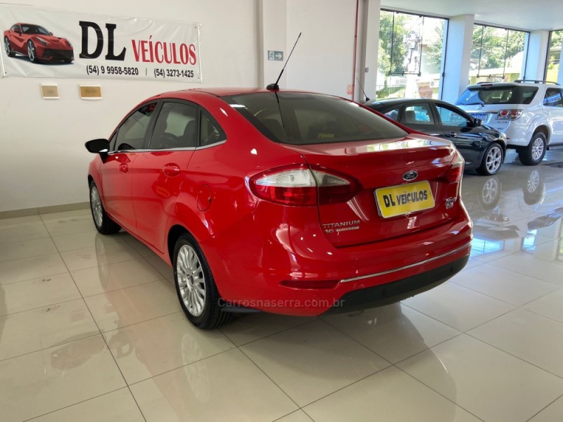 FIESTA 1.6 TITANIUM SEDAN 16V FLEX 4P AUTOMÁTICO - 2014 - NOVA BASSANO