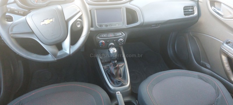 ONIX 1.4 MPFI LTZ 8V FLEX 4P MANUAL - 2015 - FARROUPILHA