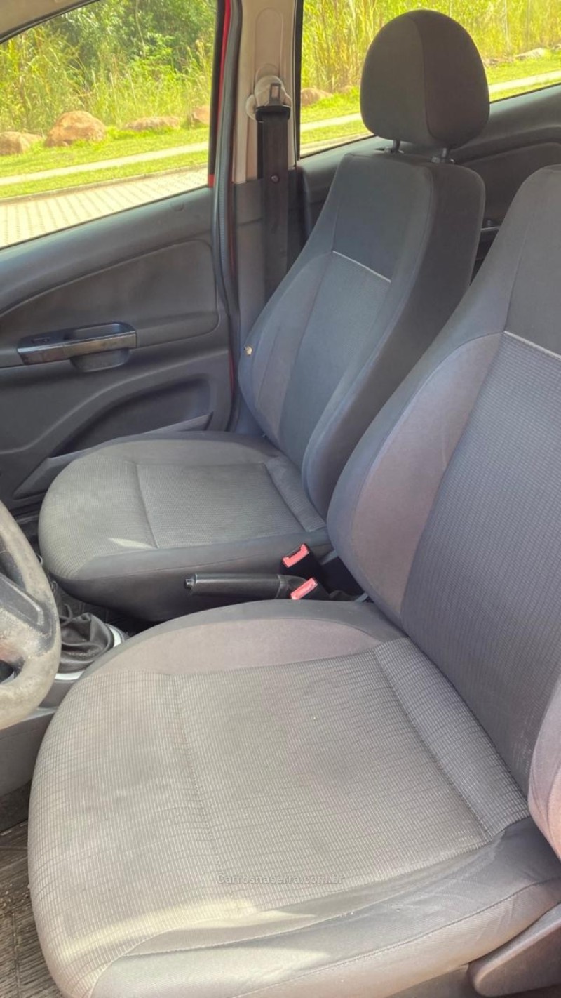 GOL 1.0 12V MPI TOTALFLEX 4P MANUAL - 2014 - IVOTI