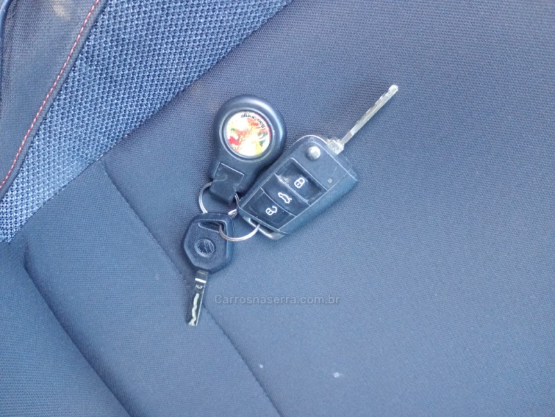 POLO 1.0 MPI TRACK 4P MANUAL - 2023 - FARROUPILHA