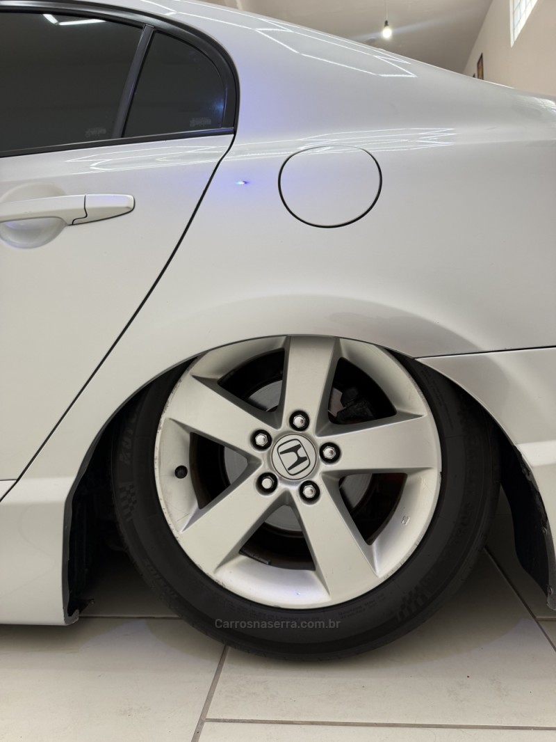 CIVIC 1.8 LXS 16V FLEX 4P MANUAL - 2008 - CAXIAS DO SUL