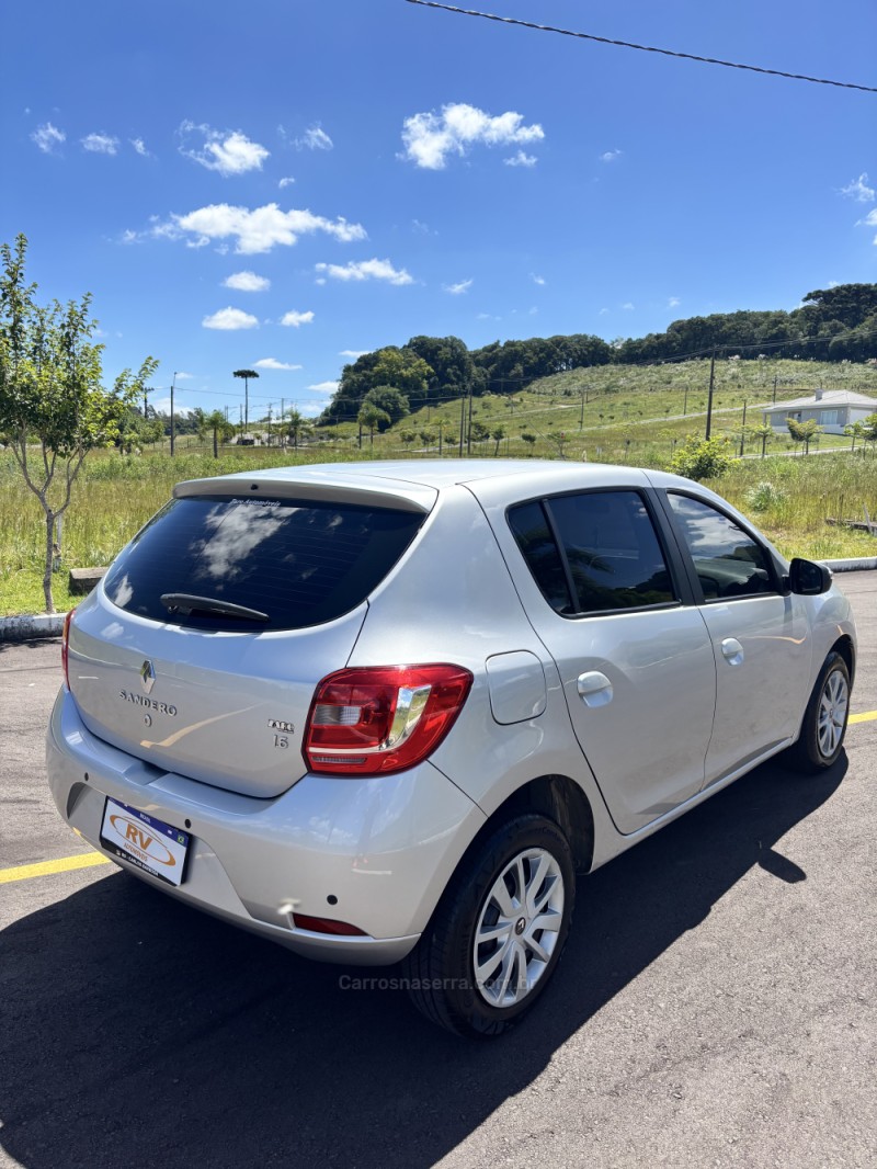 SANDERO 1.6 EXPRESSION 8V FLEX 4P MANUAL - 2016 - CARLOS BARBOSA