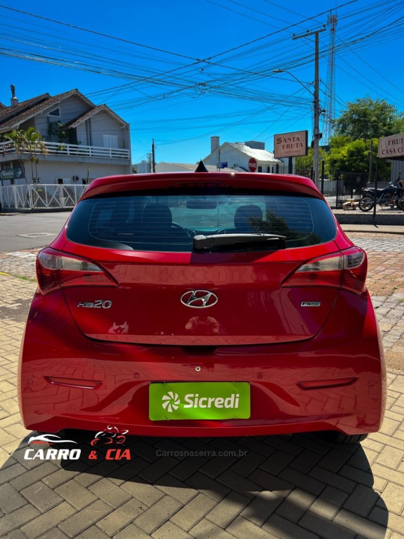 HB20 1.0 COMFORT 12V FLEX 4P MANUAL - 2015 - SANTA CRUZ DO SUL