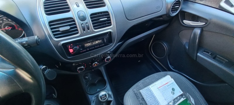 PALIO 1.0 MPI ATTRACTIVE 8V FLEX 4P MANUAL - 2017 - PICADA CAFé