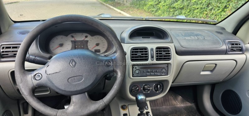CLIO 1.0 16V FLEX 4P MANUAL - 2004 - IVOTI