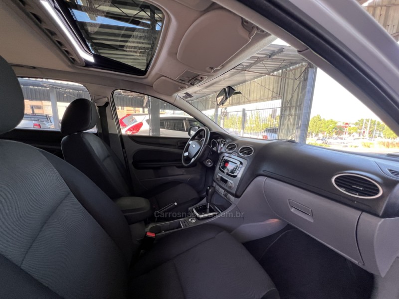 FOCUS 2.0 GHIA 16V GASOLINA 4P AUTOMÁTICO - 2009 - BOM PRINCíPIO