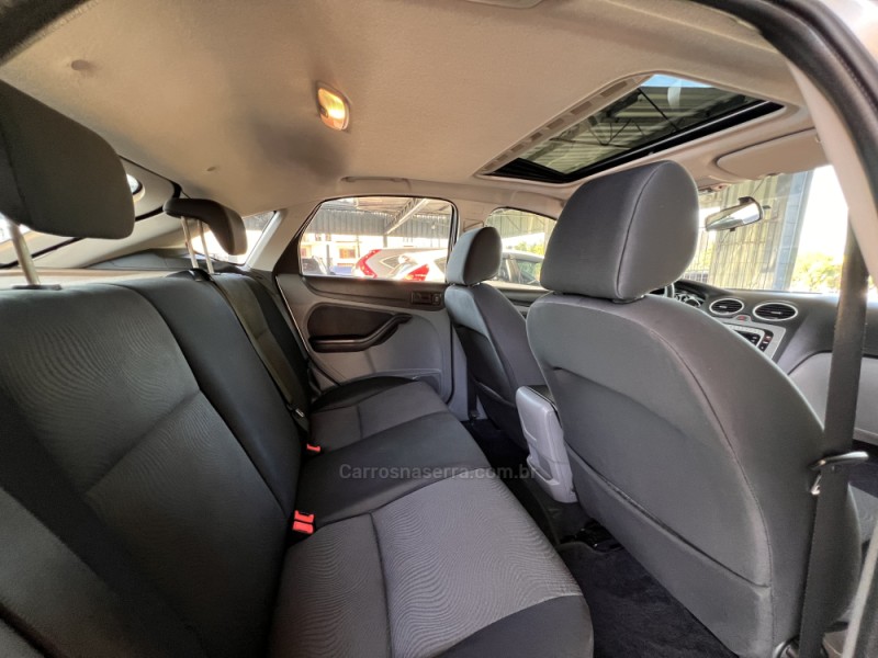 FOCUS 2.0 GHIA 16V GASOLINA 4P AUTOMÁTICO - 2009 - BOM PRINCíPIO