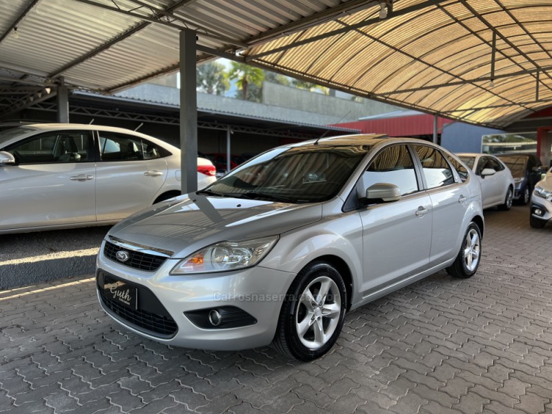 focus 2.0 ghia 16v gasolina 4p automatico 2009 bom principio