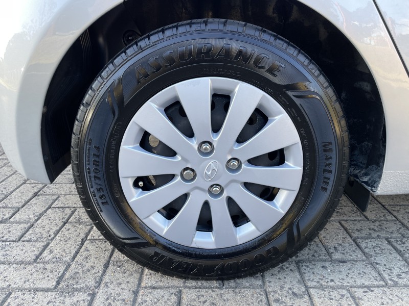 HB20 1.6 COMFORT 16V FLEX 4P MANUAL - 2013 - CAXIAS DO SUL