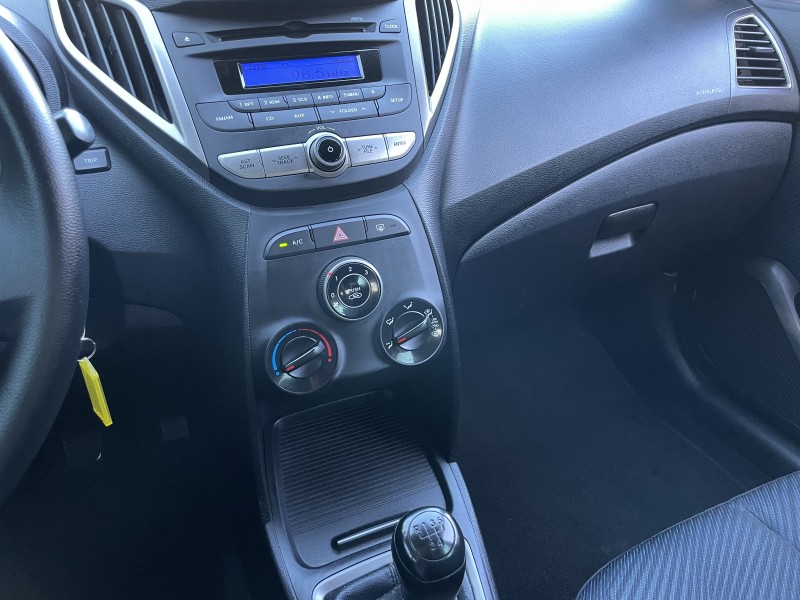 HB20 1.6 COMFORT 16V FLEX 4P MANUAL - 2013 - CAXIAS DO SUL