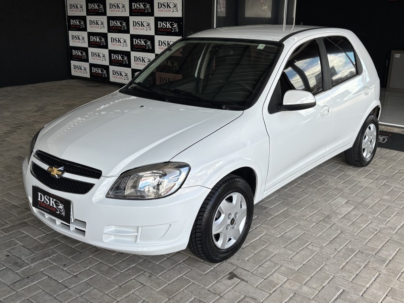 CELTA 1.0 MPFI LT 8V FLEX 4P MANUAL