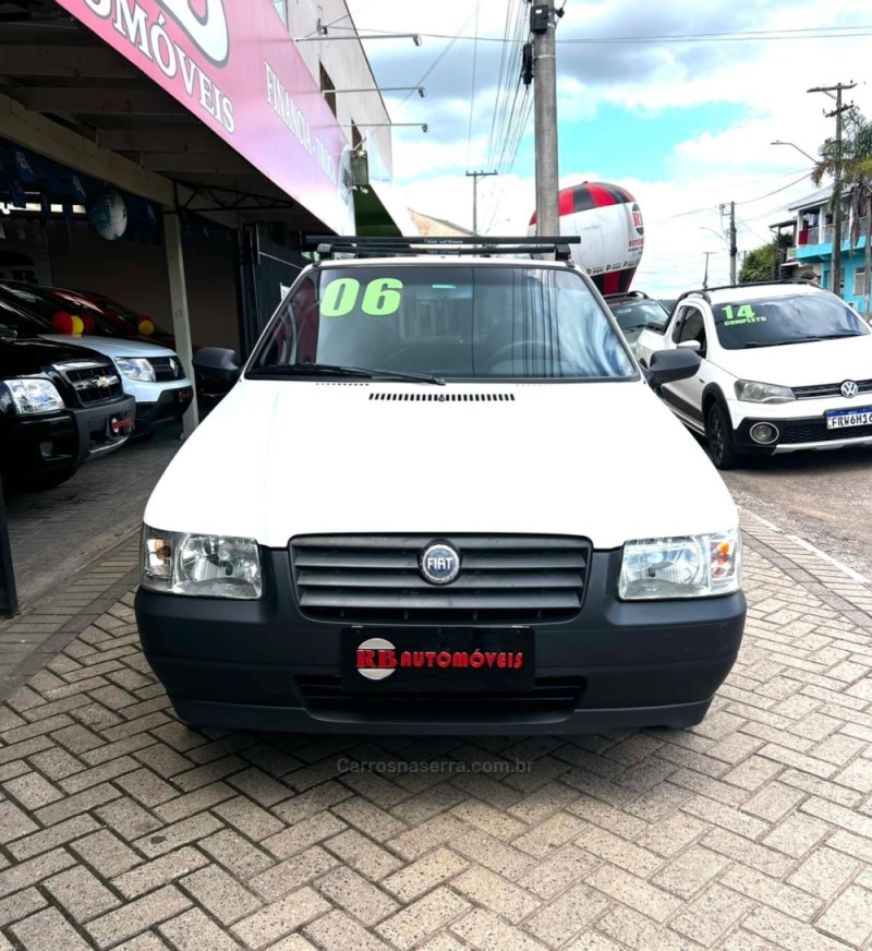 UNO 1.0 MPI MILLE FIRE 8V FLEX 2P MANUAL - 2006 - PAROBé