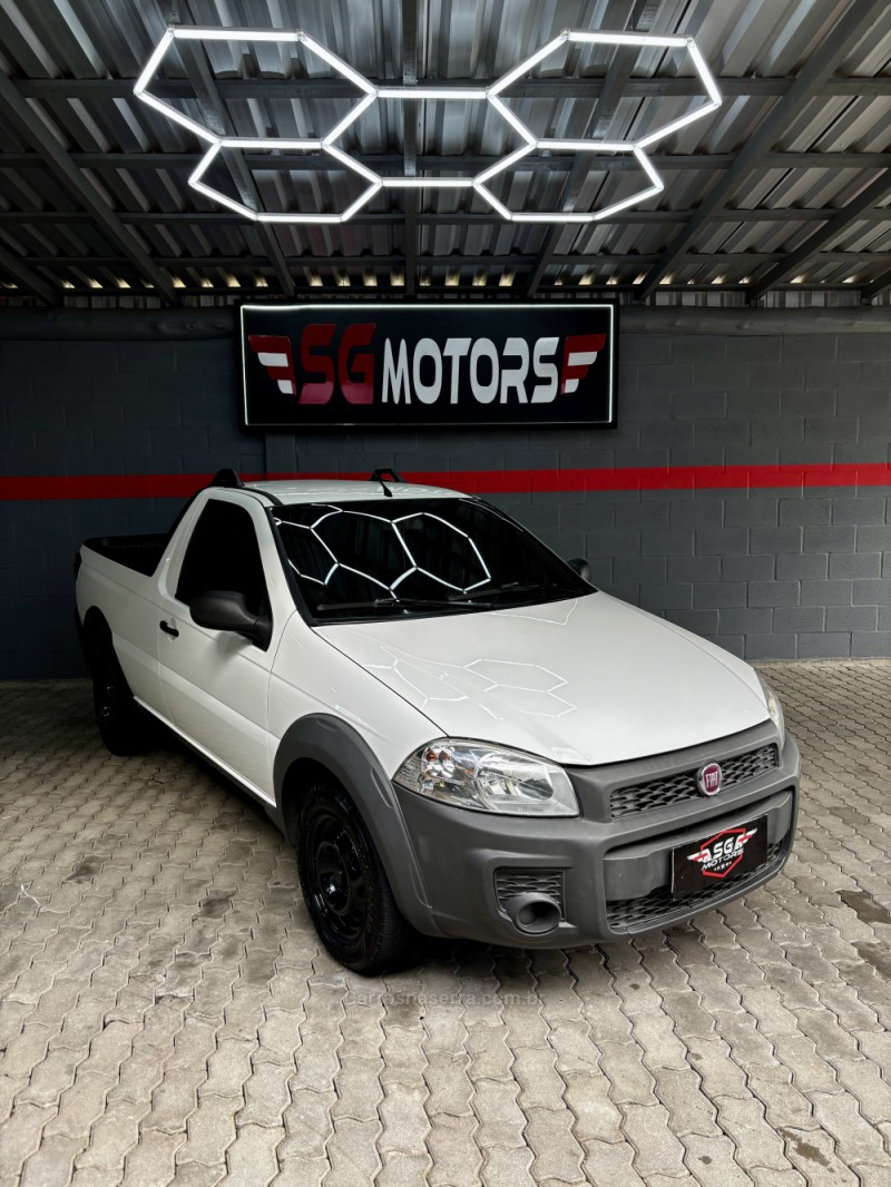 strada 1.4 mpi hard working cs 8v flex 2p manual 2016 harmonia