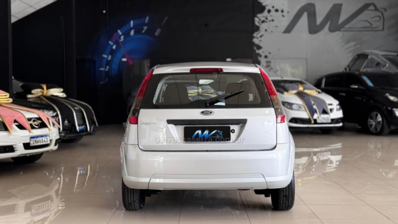 FIESTA 1.0 MPI 8V GASOLINA 4P MANUAL - 2011 - ESTâNCIA VELHA