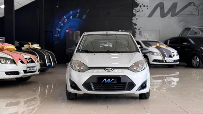 FIESTA 1.0 MPI 8V GASOLINA 4P MANUAL - 2011 - ESTâNCIA VELHA