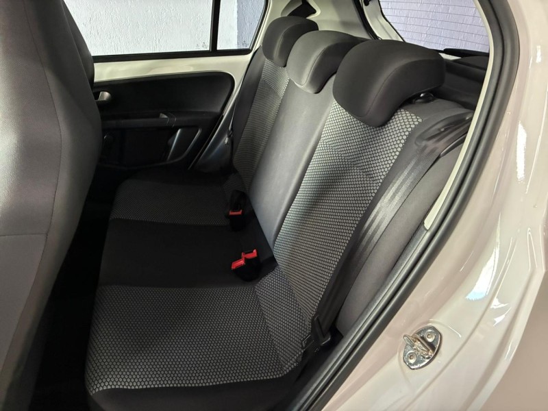 UP 1.0 MPI MOVE UP 12V FLEX 2P AUTOMATIZADO - 2015 - BOM PRINCíPIO