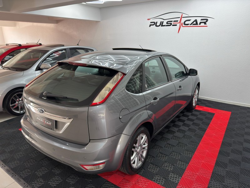 FOCUS 2.0 GHIA 16V FLEX 4P AUTOMÁTICO - 2011 - CAXIAS DO SUL