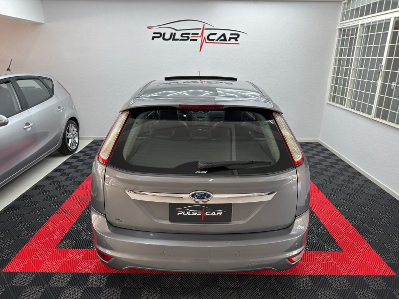 FOCUS 2.0 GHIA 16V FLEX 4P AUTOMÁTICO - 2011 - CAXIAS DO SUL