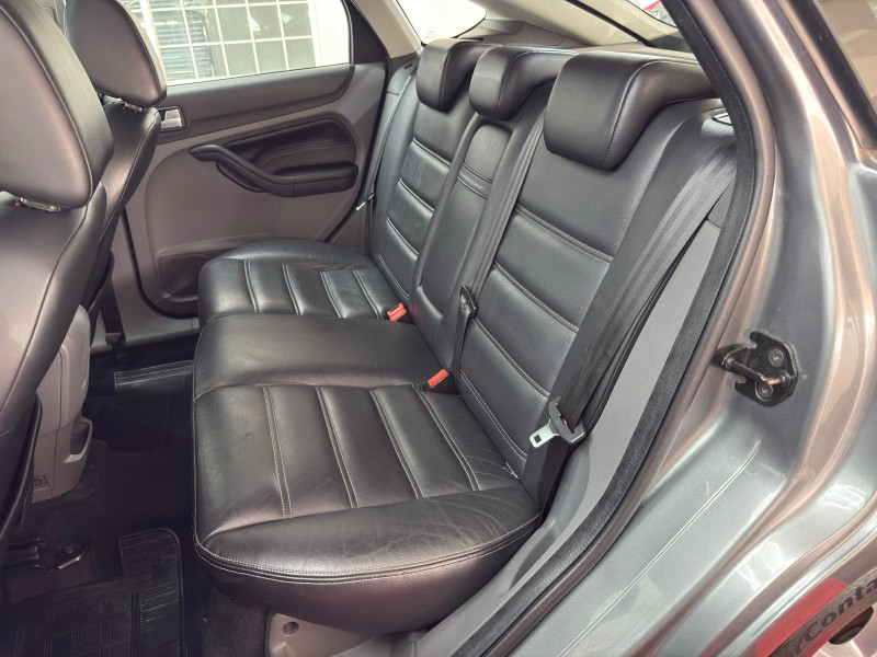 FOCUS 2.0 GHIA 16V FLEX 4P AUTOMÁTICO - 2011 - CAXIAS DO SUL