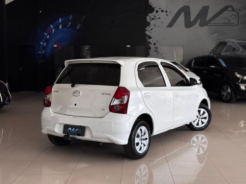ETIOS 1.3 X 16V FLEX 4P MANUAL - 2020 - ESTâNCIA VELHA