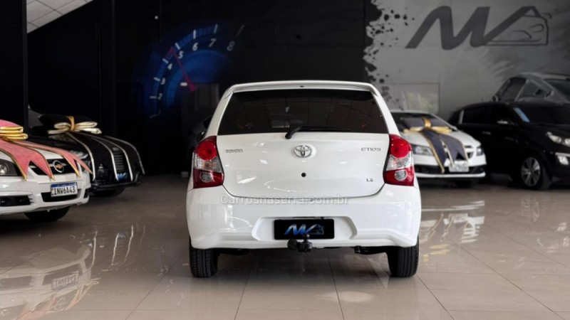 ETIOS 1.3 X 16V FLEX 4P MANUAL - 2020 - ESTâNCIA VELHA