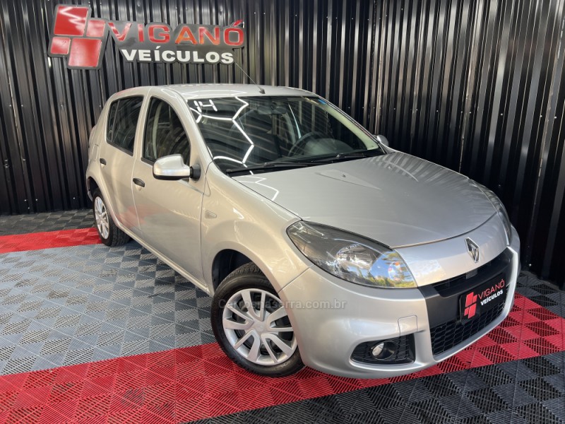 SANDERO 1.0 EXPRESSION 16V FLEX 4P MANUAL - 2014 - CAXIAS DO SUL