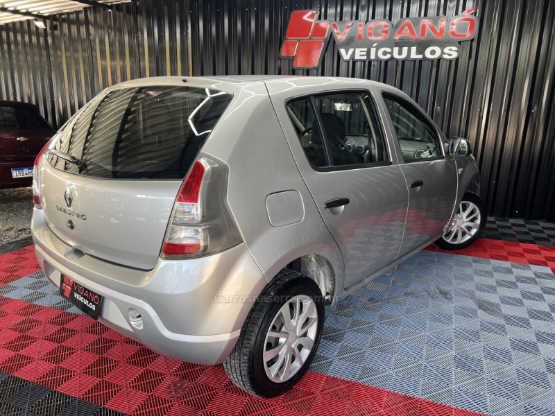 SANDERO 1.0 EXPRESSION 16V FLEX 4P MANUAL - 2014 - CAXIAS DO SUL