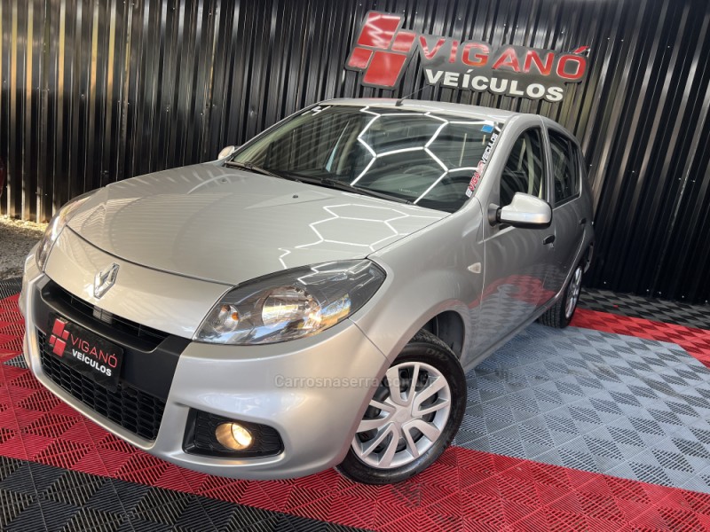 SANDERO 1.0 EXPRESSION 16V FLEX 4P MANUAL - 2014 - CAXIAS DO SUL