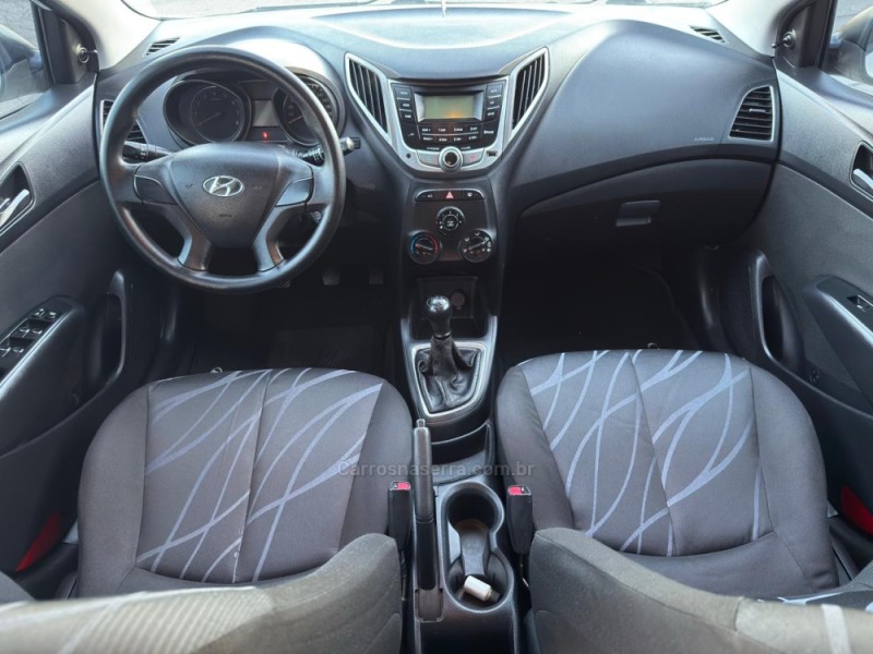 HB20 1.0 COMFORT 16V FLEX 4P MANUAL - 2013 - CAXIAS DO SUL