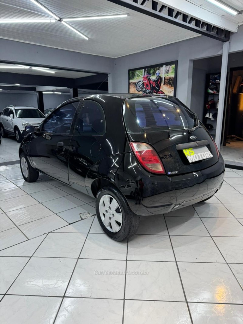 KA 1.0 MPI GL 8V GASOLINA 2P MANUAL - 2006 - CAXIAS DO SUL