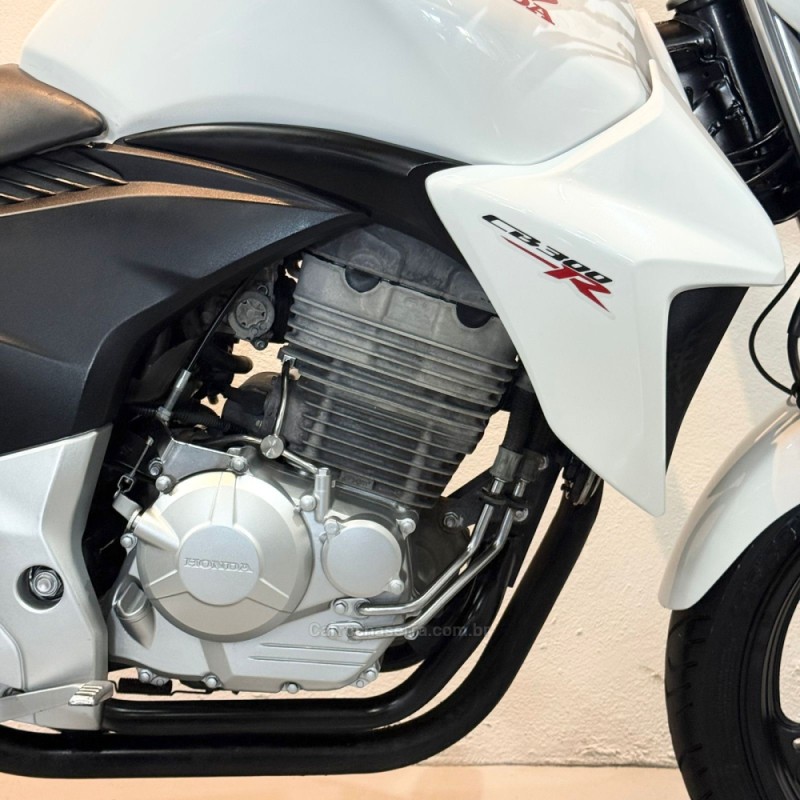CB 300R  - 2013 - NOVO HAMBURGO