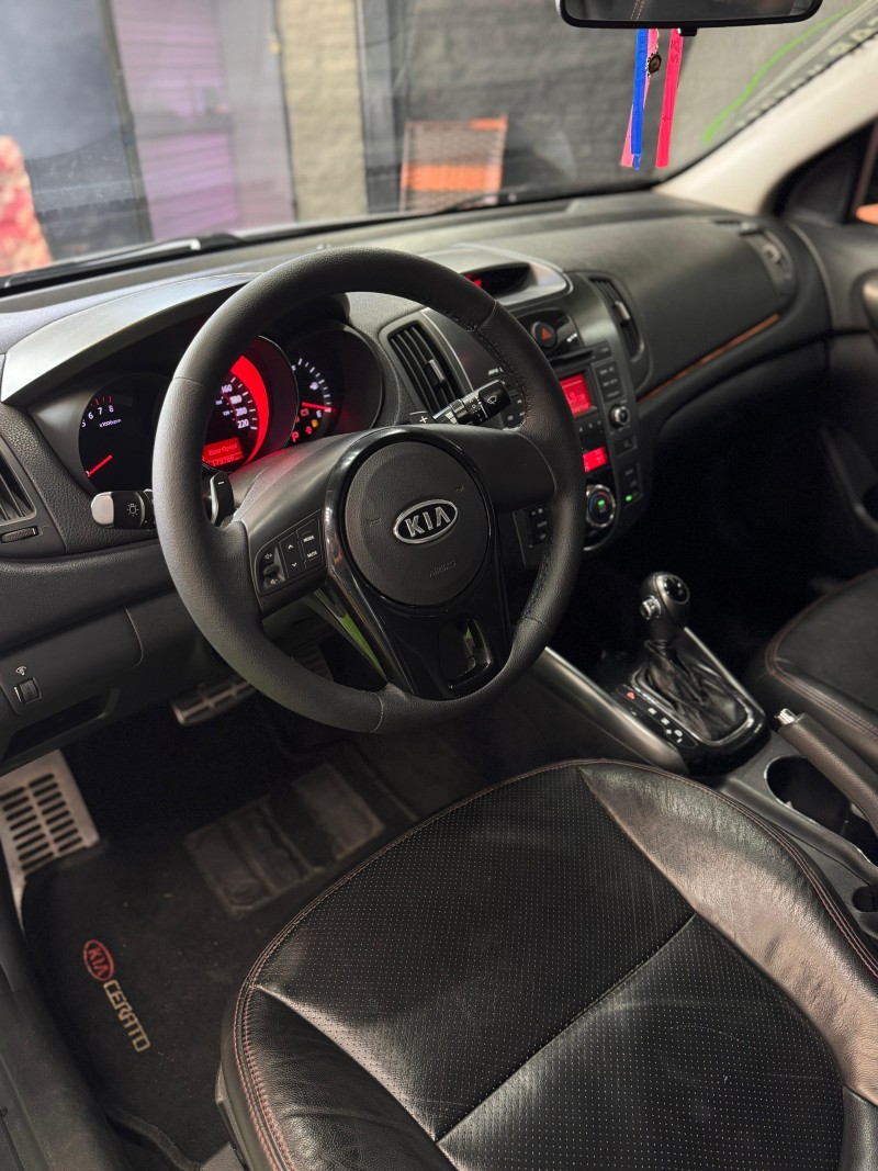 CERATO 1.6 SX3 16V FLEX 4P AUTOMÁTICO - 2013 - FELIZ