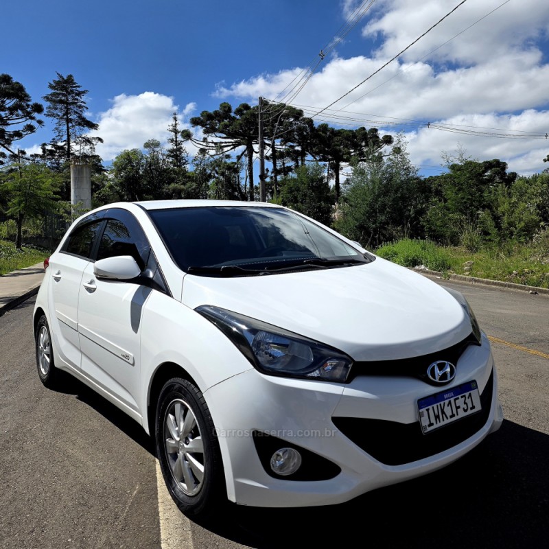 HB20 1.6 COMFORT STYLE 16V FLEX 4P MANUAL - 2015 - CAXIAS DO SUL