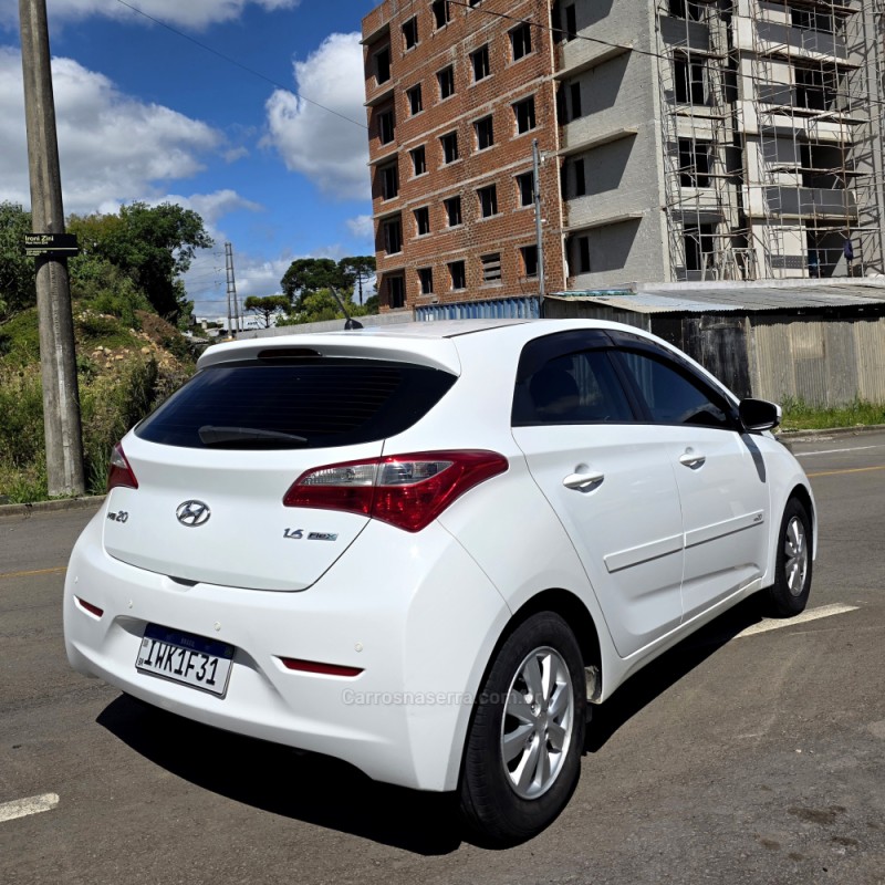 HB20 1.6 COMFORT STYLE 16V FLEX 4P MANUAL - 2015 - CAXIAS DO SUL