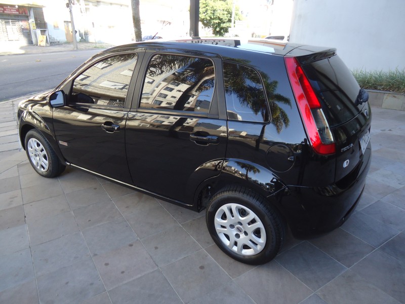 FIESTA 1.6 MPI CLASS HATCH 8V FLEX 4P MANUAL - 2013 - CAXIAS DO SUL