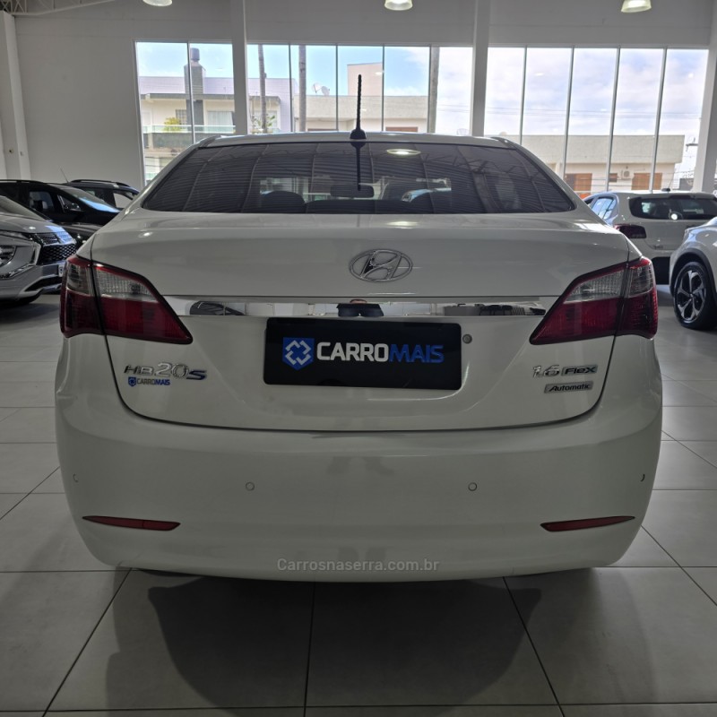 HB20S 1.6 IMPRESS 16V FLEX 4P AUTOMÁTICO - 2015 - SANTA CRUZ DO SUL