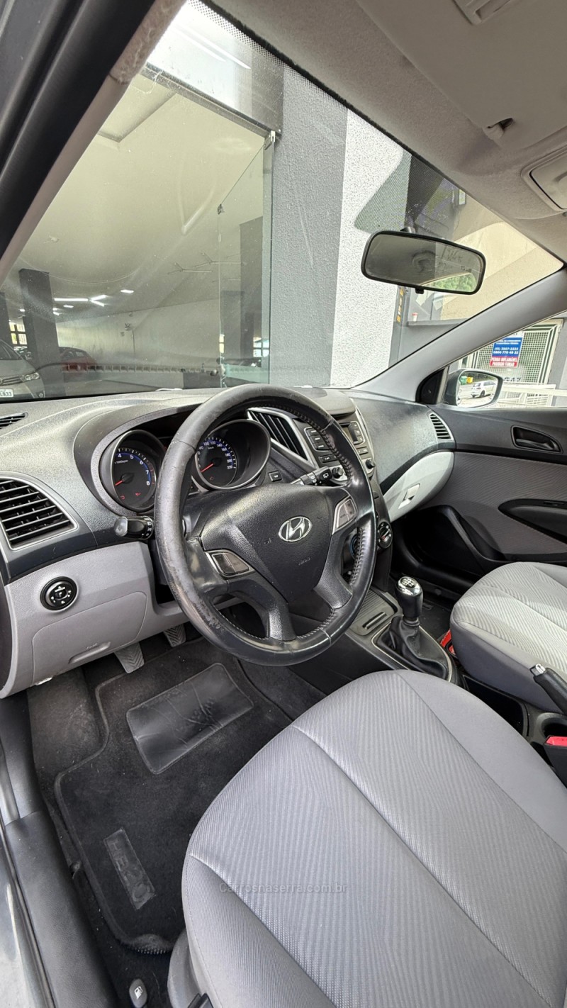 HB20 1.6 PREMIUM 16V FLEX 4P MANUAL - 2013 - CAXIAS DO SUL