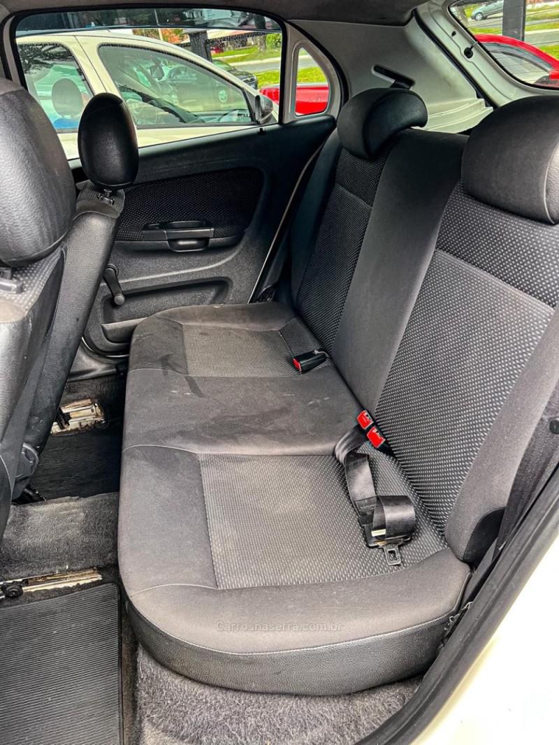 GOL 1.0 MI SPECIAL 8V FLEX 4P MANUAL - 2015 - CANELA