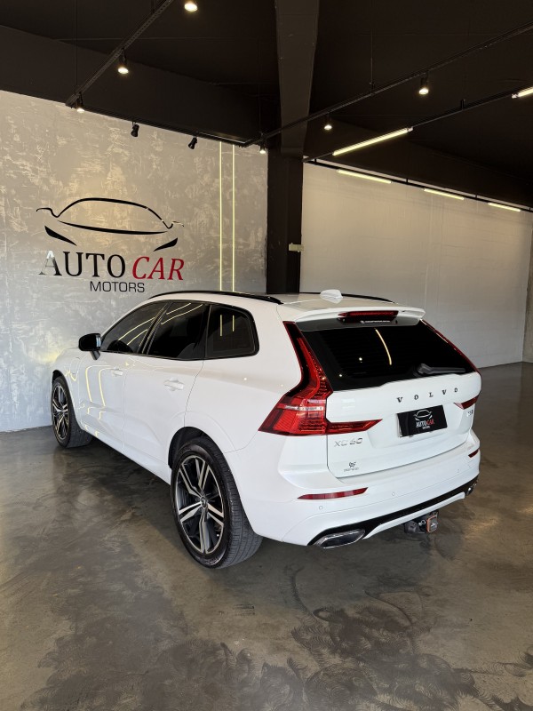 XC60 2.0 T8 R DESIGN HYBRID GASOLINA 4P AUTOMÁTICO - 2020 - CAXIAS DO SUL