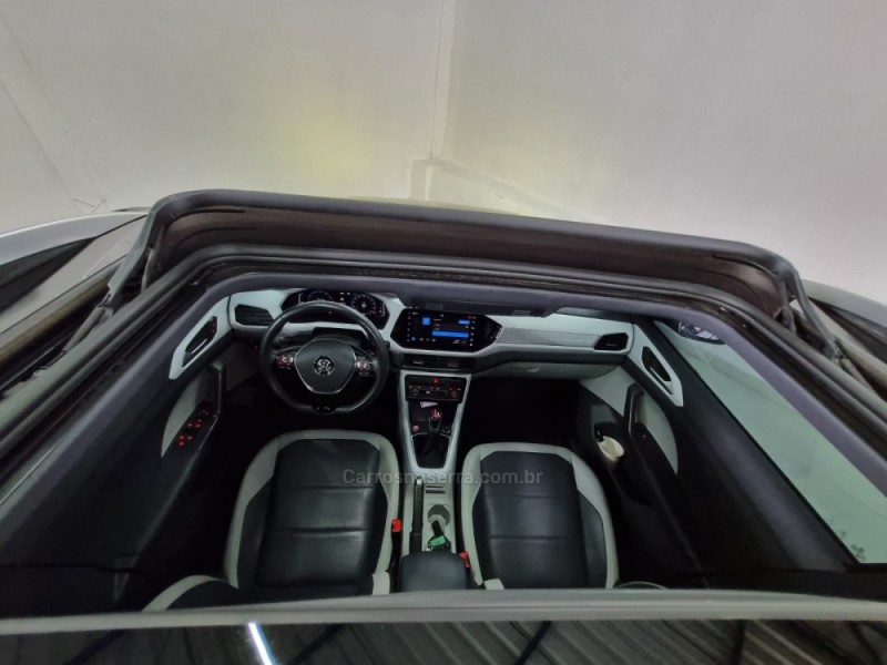 T-CROSS 1.4 HIGHLINE TSI 16V FLEX 4P AUTOMÁTICO - 2021 - VACARIA