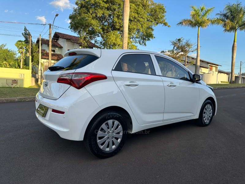 HB20 1.0 COMFORT 12V FLEX 4P MANUAL - 2017 - SãO LEOPOLDO