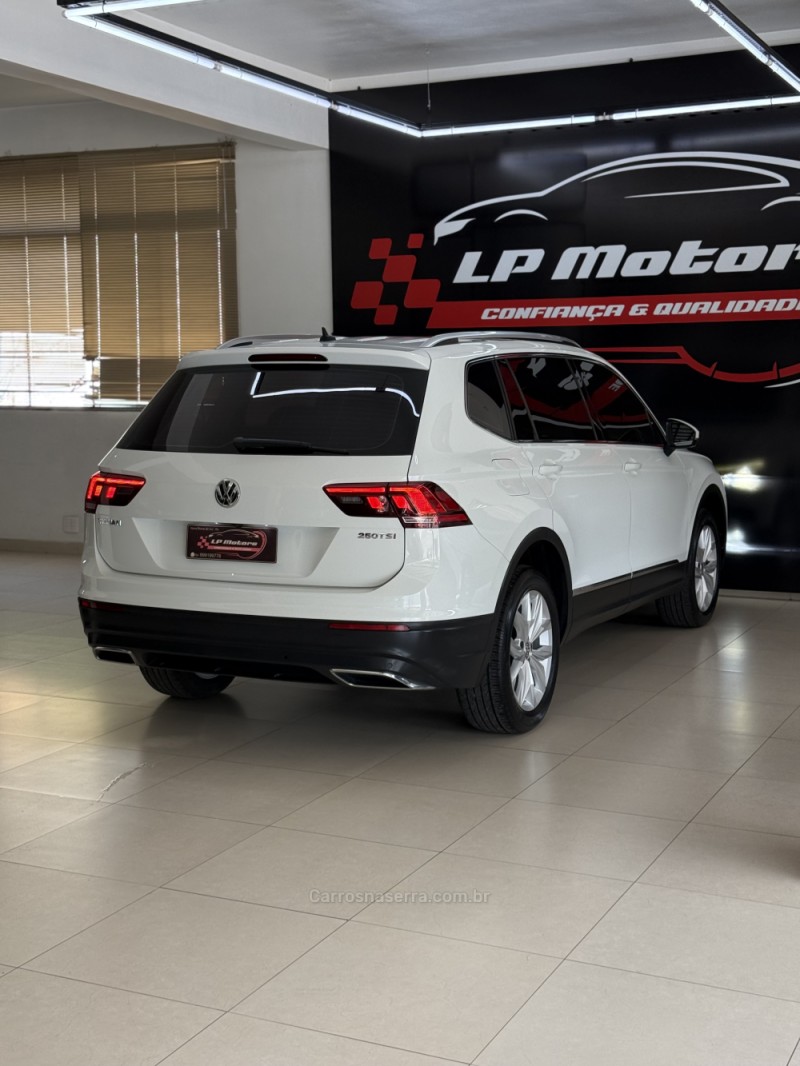TIGUAN 1.4 ALLSPACE COMFORT 250 TSI FLEX 4P - 2019 - FARROUPILHA