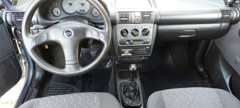 CORSA 1.0 MPFI CLASSIC SEDAN 8V ÁLCOOL 4P MANUAL - 2006 - FARROUPILHA