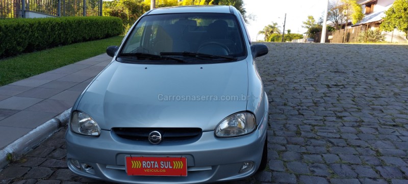 CORSA 1.0 MPFI CLASSIC SEDAN 8V ÁLCOOL 4P MANUAL - 2006 - FARROUPILHA