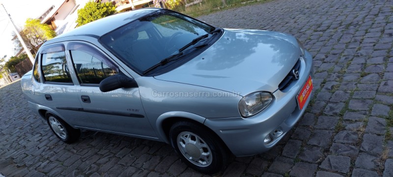 CORSA 1.0 MPFI CLASSIC SEDAN 8V ÁLCOOL 4P MANUAL - 2006 - FARROUPILHA