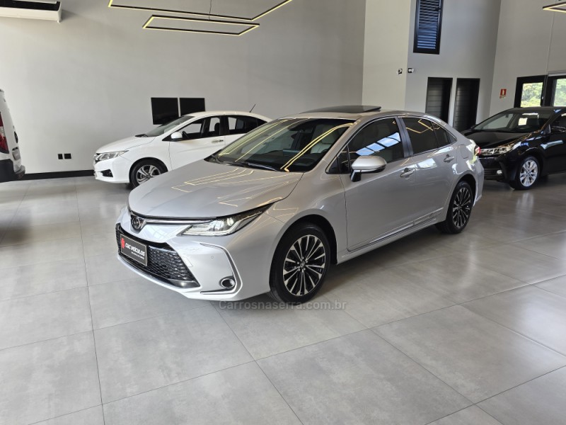 COROLLA 2.0 ALTIS PREMIUM 16V FLEX 4P AUTOMÁTICO - 2024 - BENTO GONçALVES