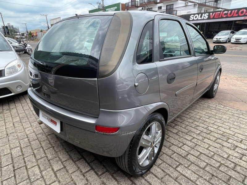 CORSA 1.4 MPFI MAXX 8V FLEX 4P MANUAL - 2011 - CAMPO BOM