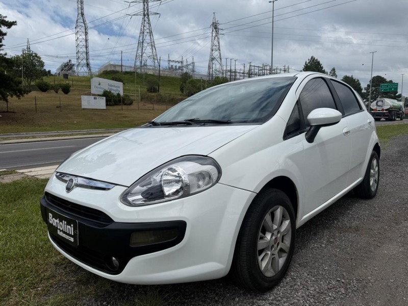 PUNTO 1.4 ATTRACTIVE 8V FLEX 4P MANUAL - 2013 - FARROUPILHA