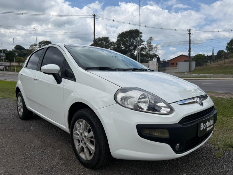 PUNTO 1.4 ATTRACTIVE 8V FLEX 4P MANUAL - 2013 - FARROUPILHA